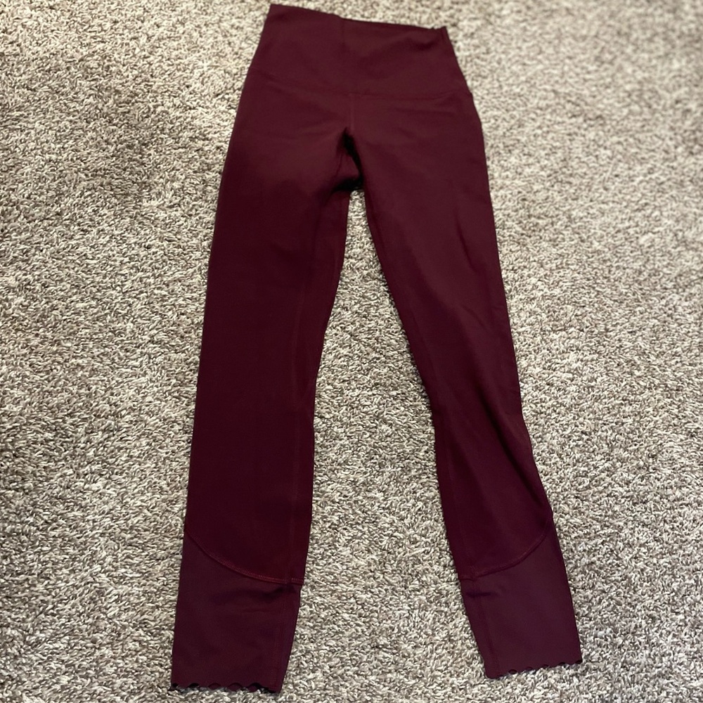 Lululemon Align Scalloped Hem - Picture 4 of 8